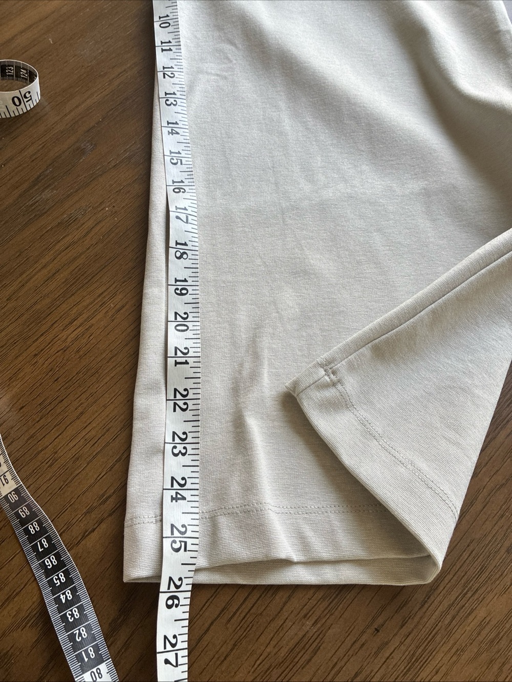 Dear Scarlett Light Cream Cropped Pull-On Pants - Picture 6 of 6